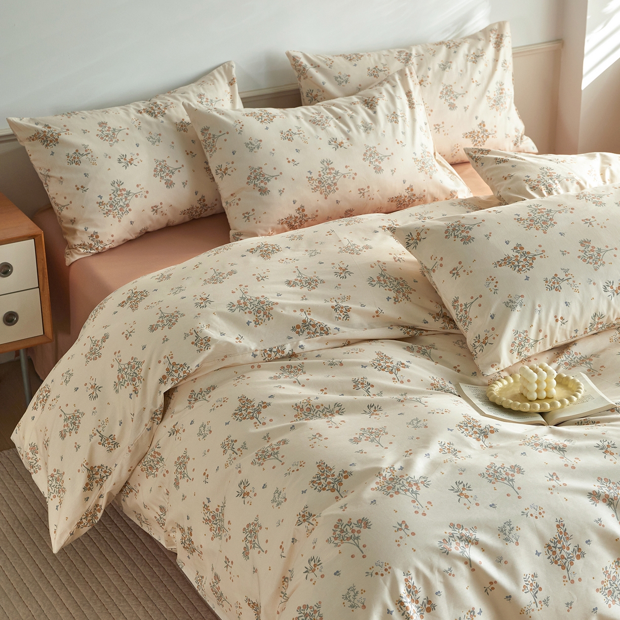 91家纺网 家纺一手货源 找家纺 绫韵家纺 2026新款全棉ins小碎花13372纯棉田园风简约四件套 陌上秋