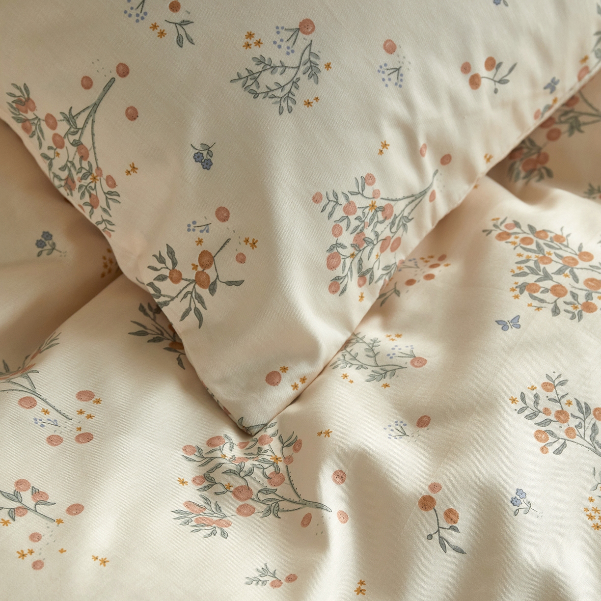 91家纺网 家纺一手货源 找家纺 绫韵家纺 2026新款全棉ins小碎花13372纯棉田园风简约四件套 陌上秋