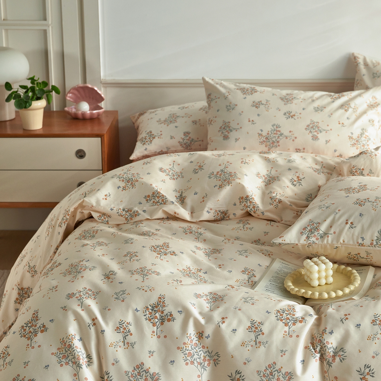 91家纺网 家纺一手货源 找家纺 绫韵家纺 2026新款全棉ins小碎花13372纯棉田园风简约四件套 陌上秋