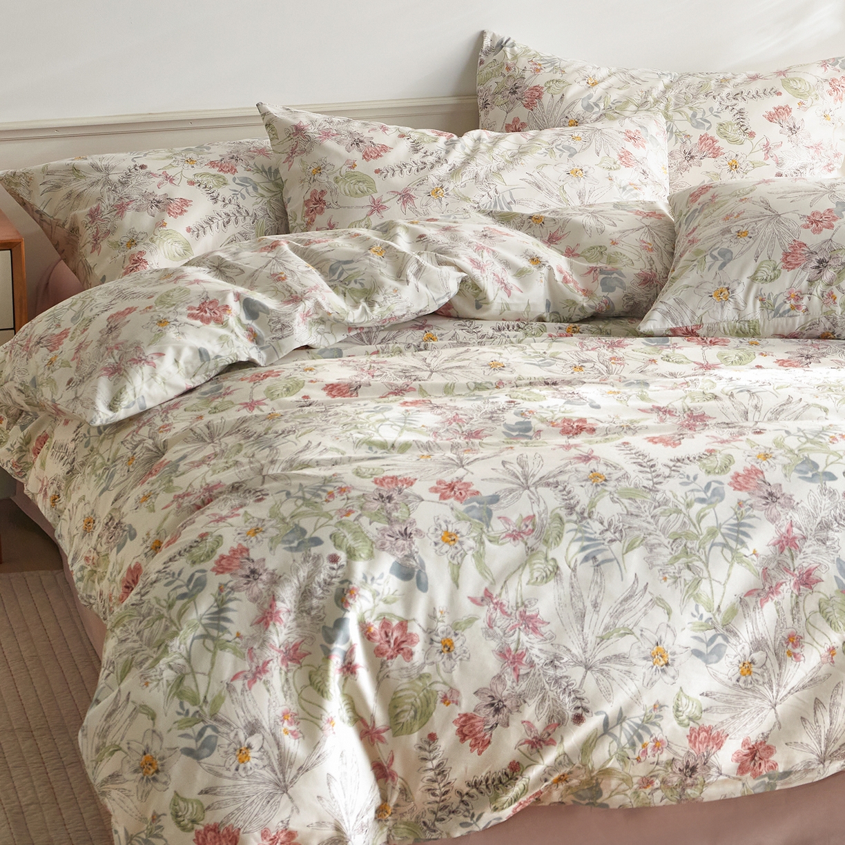 91家纺网 家纺一手货源 找家纺 绫韵家纺 2026新款全棉ins小碎花13372纯棉田园风简约四件套 轻语·米