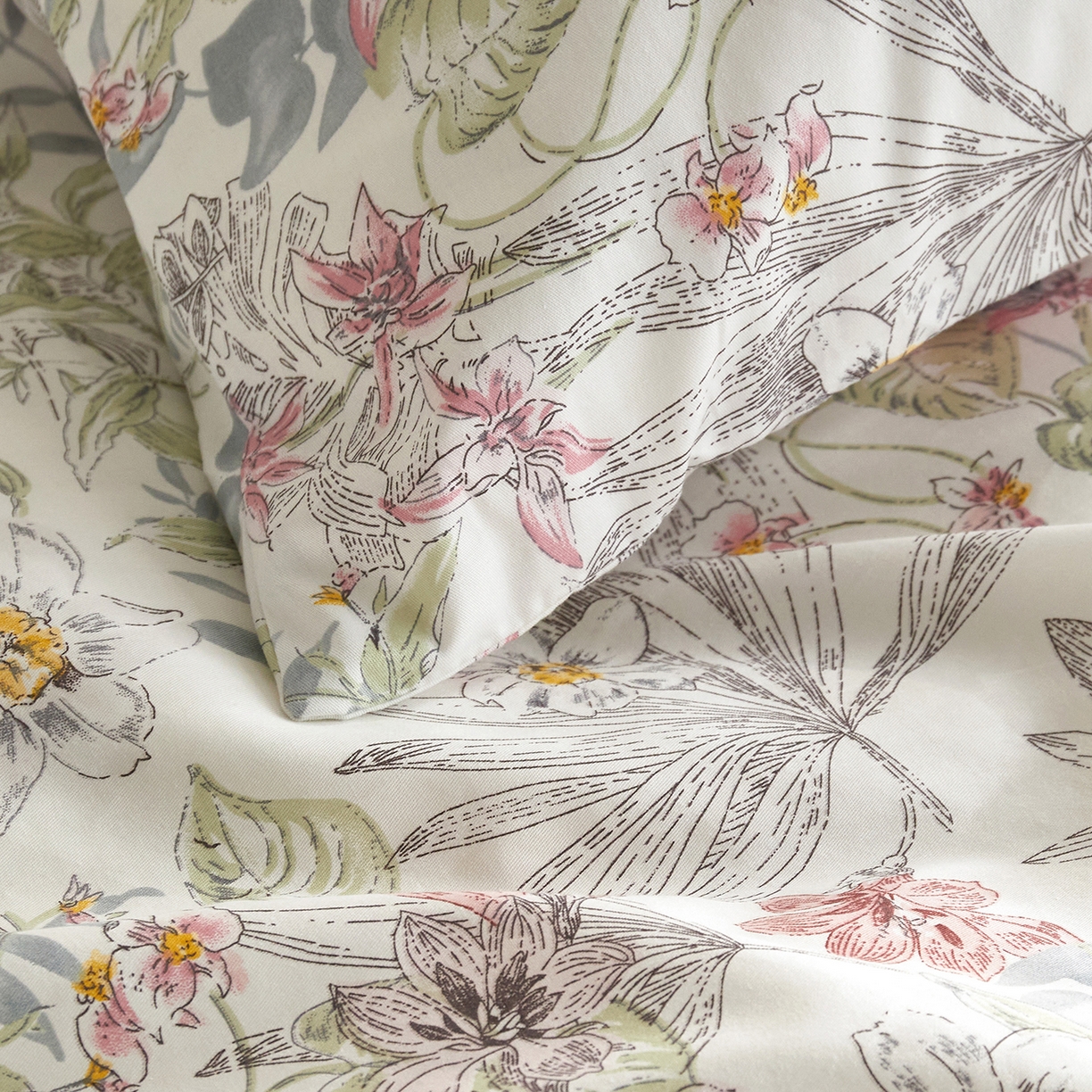 91家纺网 家纺一手货源 找家纺 绫韵家纺 2026新款全棉ins小碎花13372纯棉田园风简约四件套 轻语·米