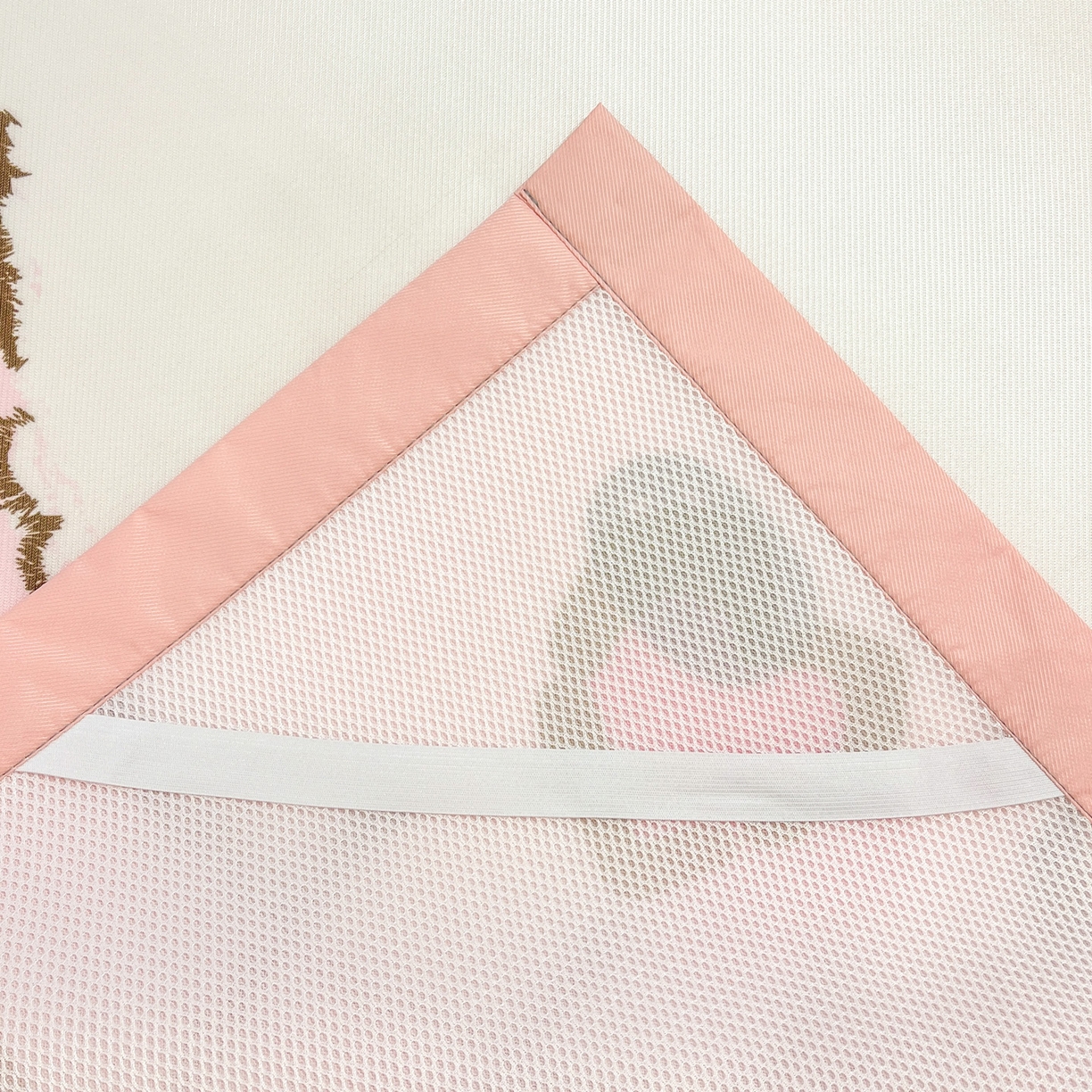 91家纺网 家纺一手货源 找家纺 暮思家居 2026新款正版授权A类大版数码印花三丽鸥1200D冰丝凉席可组合仿锦氨夏被 平铺款-豹纹KT猫