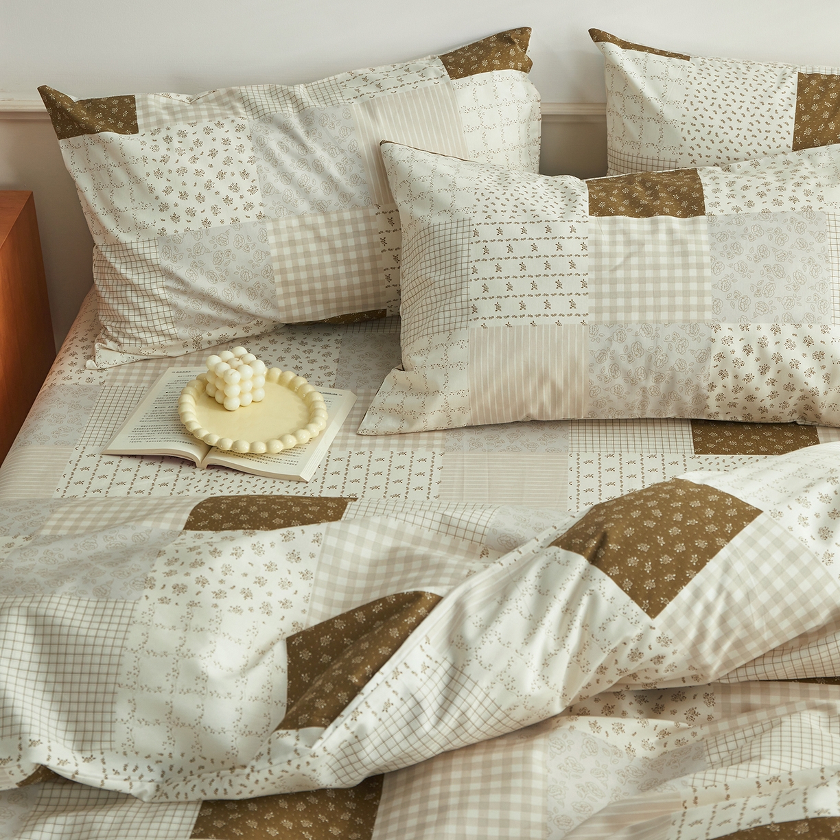 91家纺网 家纺一手货源 找家纺 绫韵家纺 2026新款全棉ins小碎花13372纯棉田园风简约四件套 乡村爱情