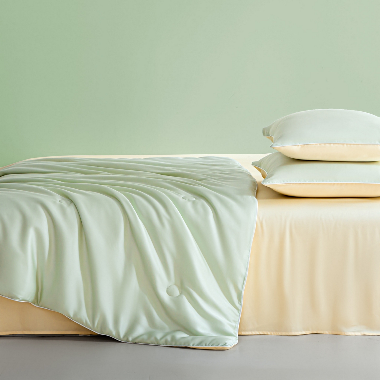 91家纺网 家纺一手货源 找家纺 云棉坊 2026新款水洗冰丝滚边款夏被-双拼系列 双拼-水果清香+奶黄