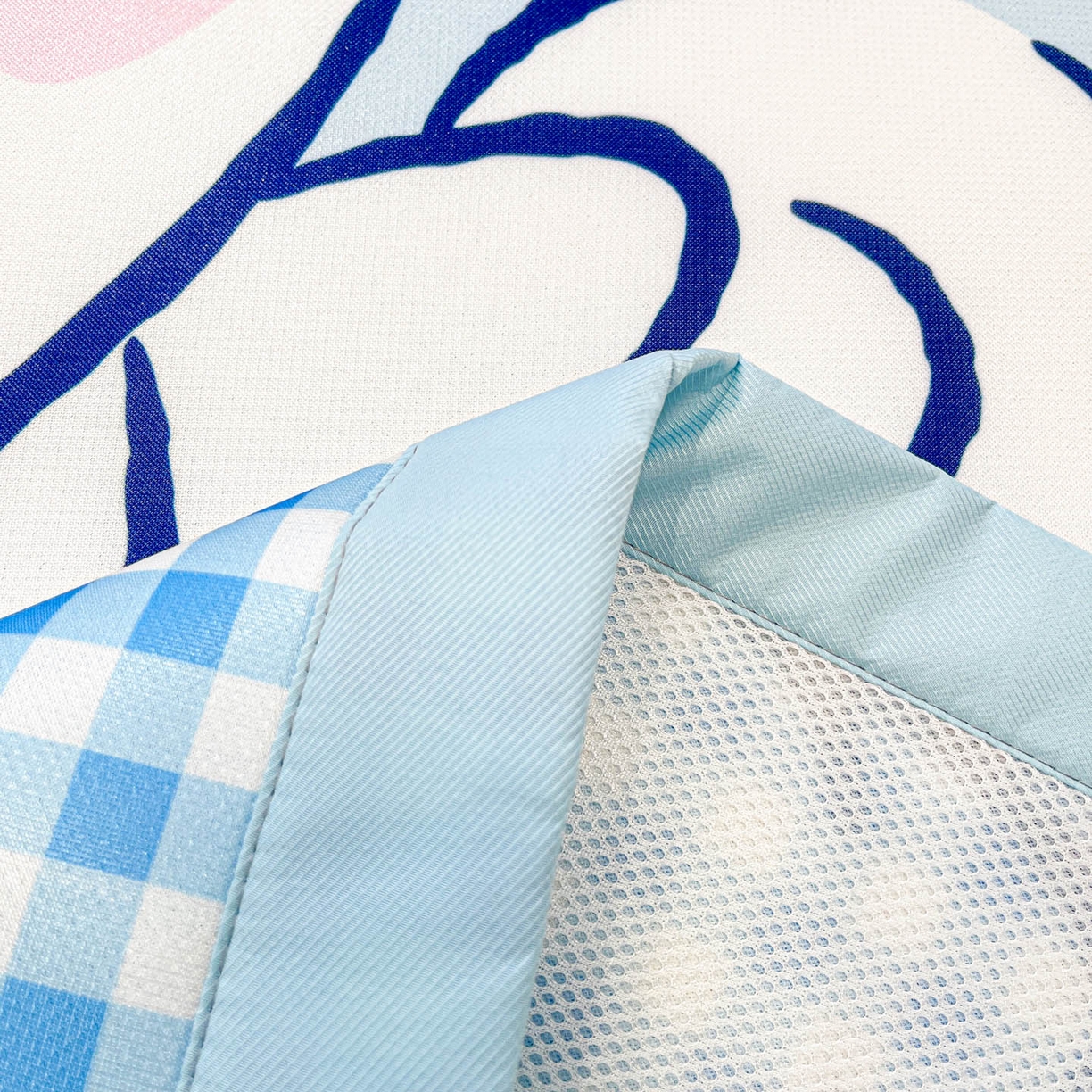 91家纺网 家纺一手货源 找家纺 暮思家居 2026新款正版授权A类大版数码印花三丽鸥1200D冰丝凉席可组合仿锦氨夏被 平铺款-快乐玉桂狗