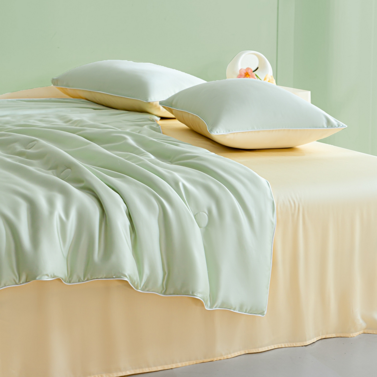 91家纺网 家纺一手货源 找家纺 云棉坊 2026新款水洗冰丝滚边款夏被-双拼系列 双拼-水果清香+奶黄