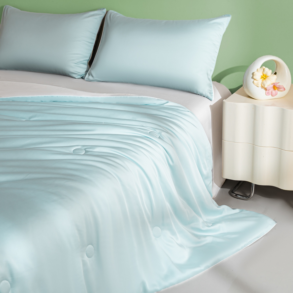 91家纺网 家纺一手货源 找家纺 云棉坊 2026新款水洗冰丝滚边款夏被-双拼系列 双拼-海盐兰+香草灰