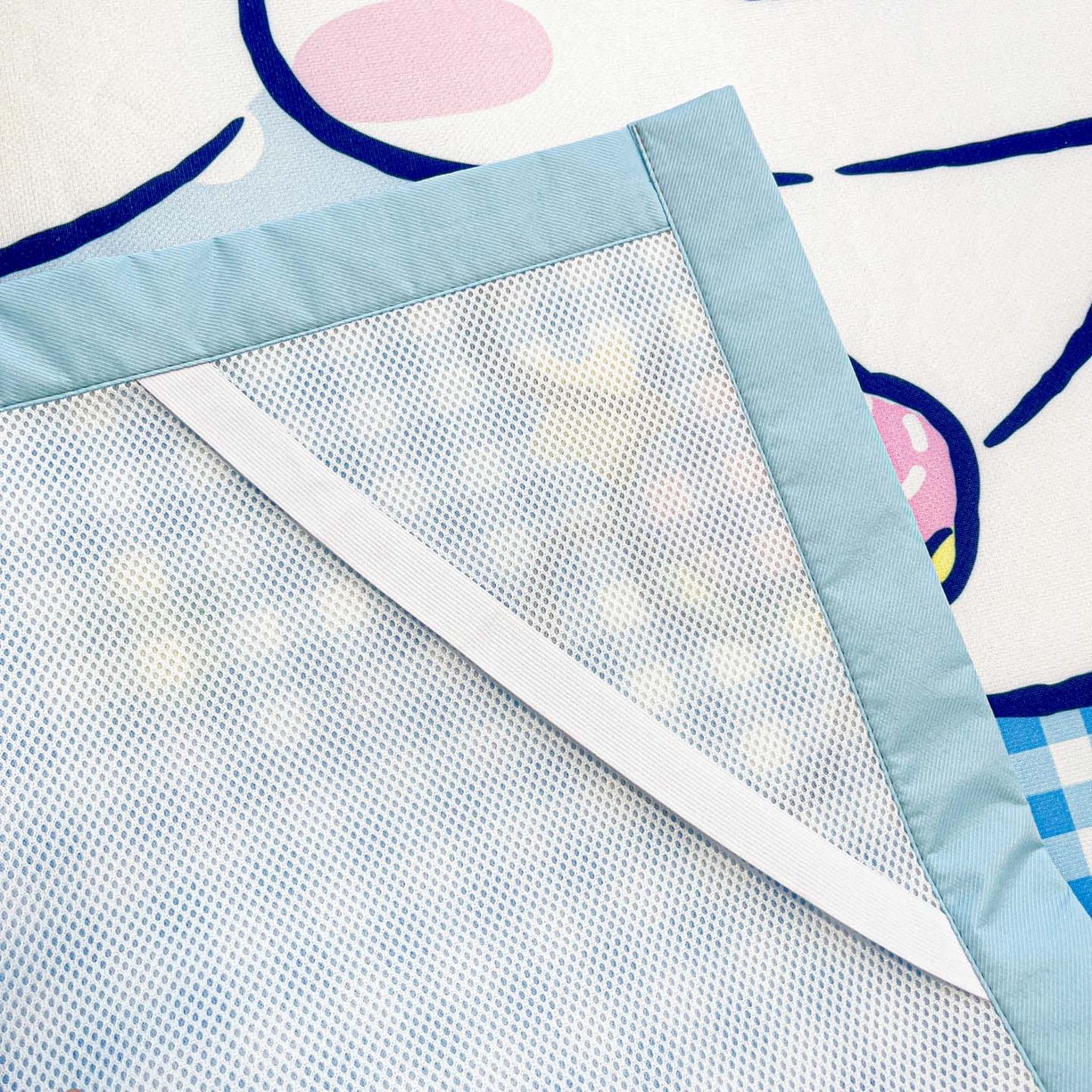 91家纺网 家纺一手货源 找家纺 暮思家居 2026新款正版授权A类大版数码印花三丽鸥1200D冰丝凉席可组合仿锦氨夏被 平铺款-快乐玉桂狗