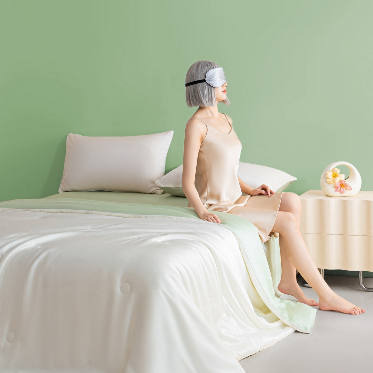 91家纺网 家纺一手货源 找家纺 云棉坊 2026新款水洗冰丝滚边款夏被-双拼系列 双拼-贵族白+水果清香