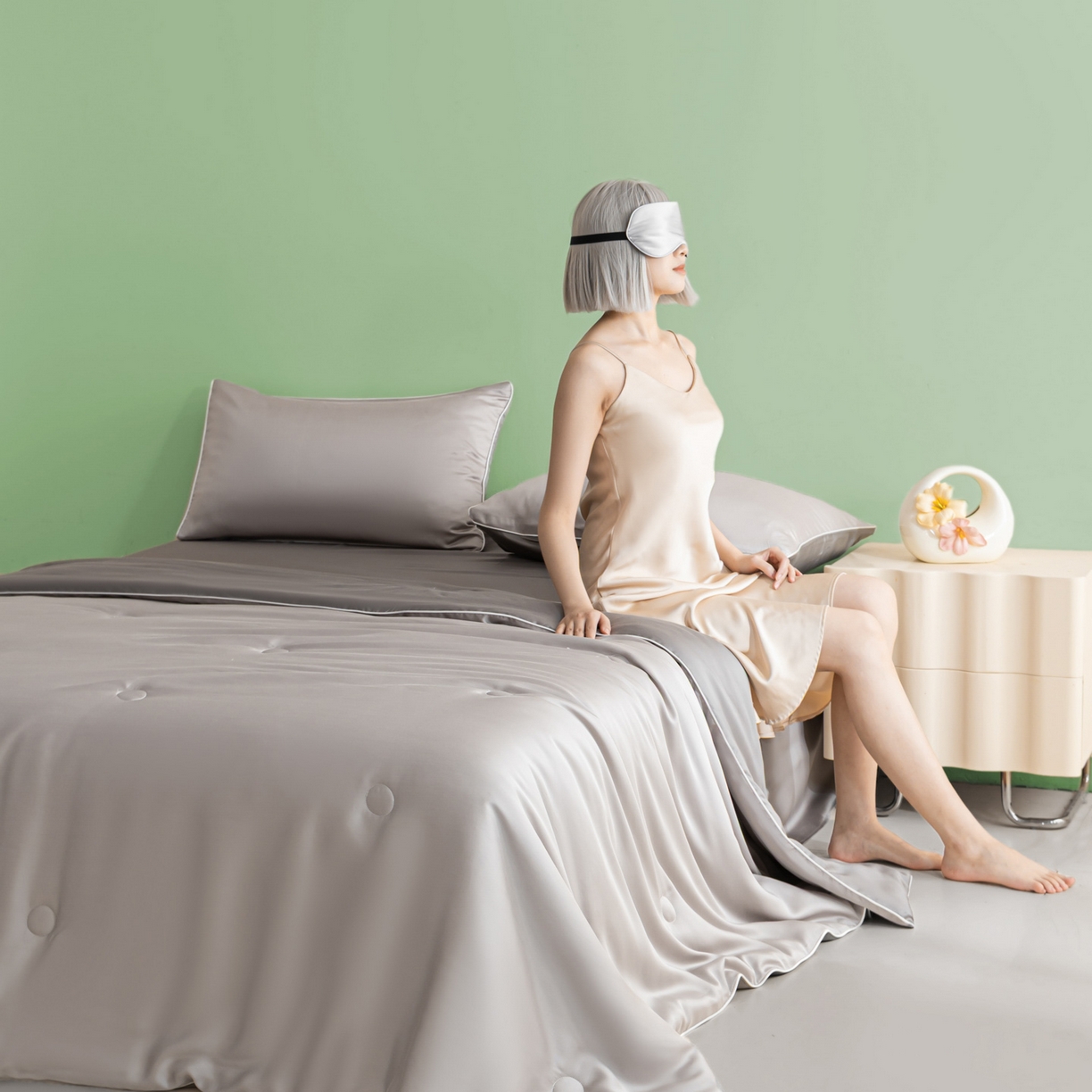 91家纺网 家纺一手货源 找家纺 云棉坊 2026新款水洗冰丝滚边款夏被-双拼系列 双拼-椰子灰+经典灰