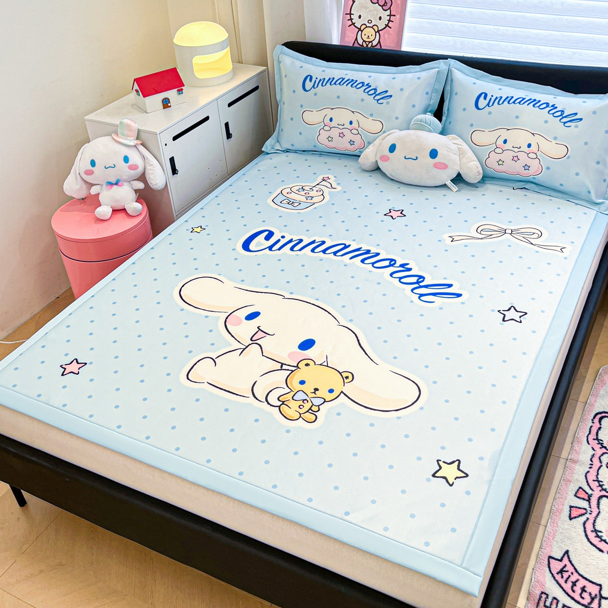 91家纺网 家纺一手货源 找家纺 暮思家居 2026新款正版授权A类大版数码印花三丽鸥1200D冰丝凉席可组合仿锦氨夏被 平铺款-小熊玉桂狗