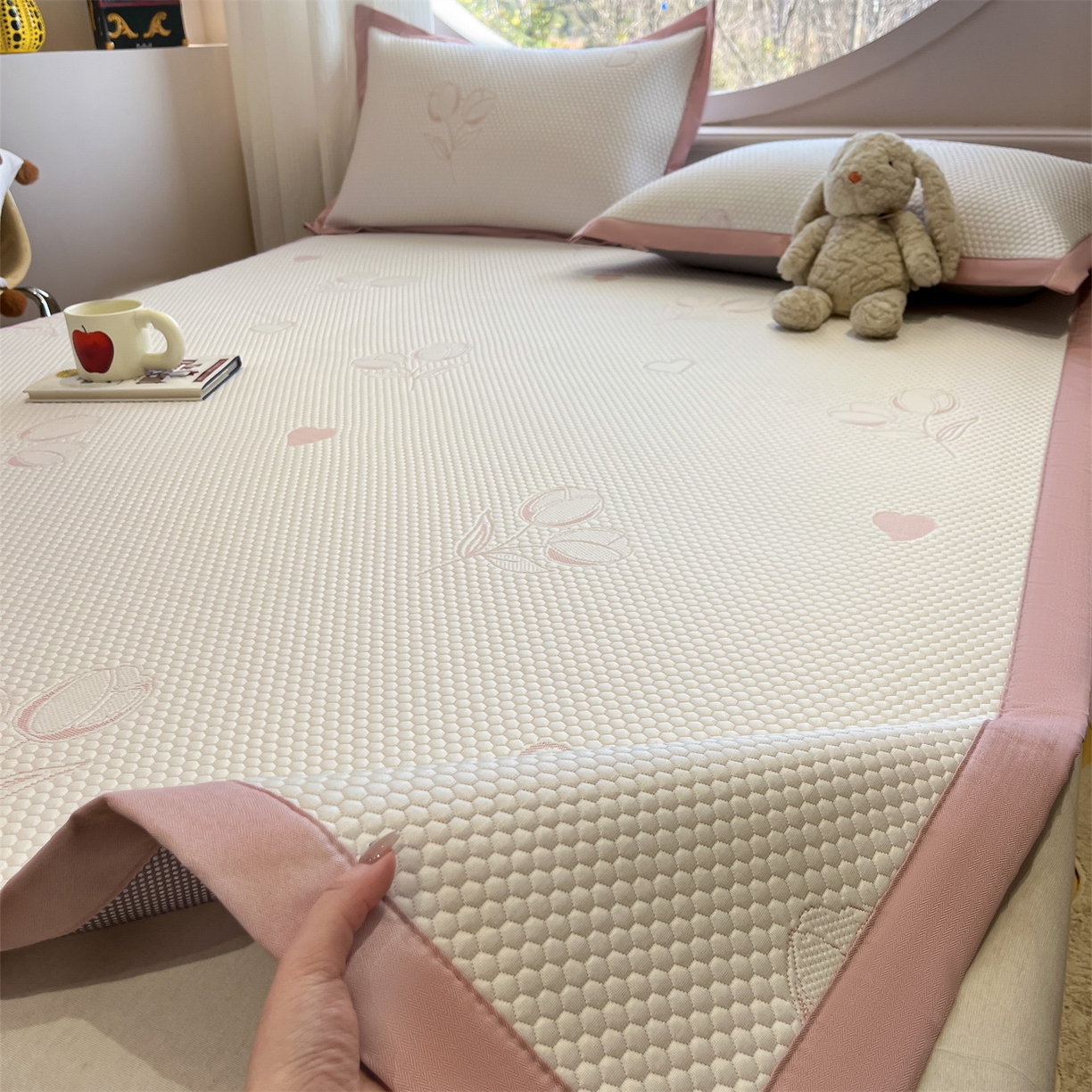 91家纺网 家纺一手货源 找家纺 （总）天之澜家纺 2026新款PE凉豆豆凉席小红书热卖款A类冰豆豆凉席三件套可水洗豆豆凉席-床席款