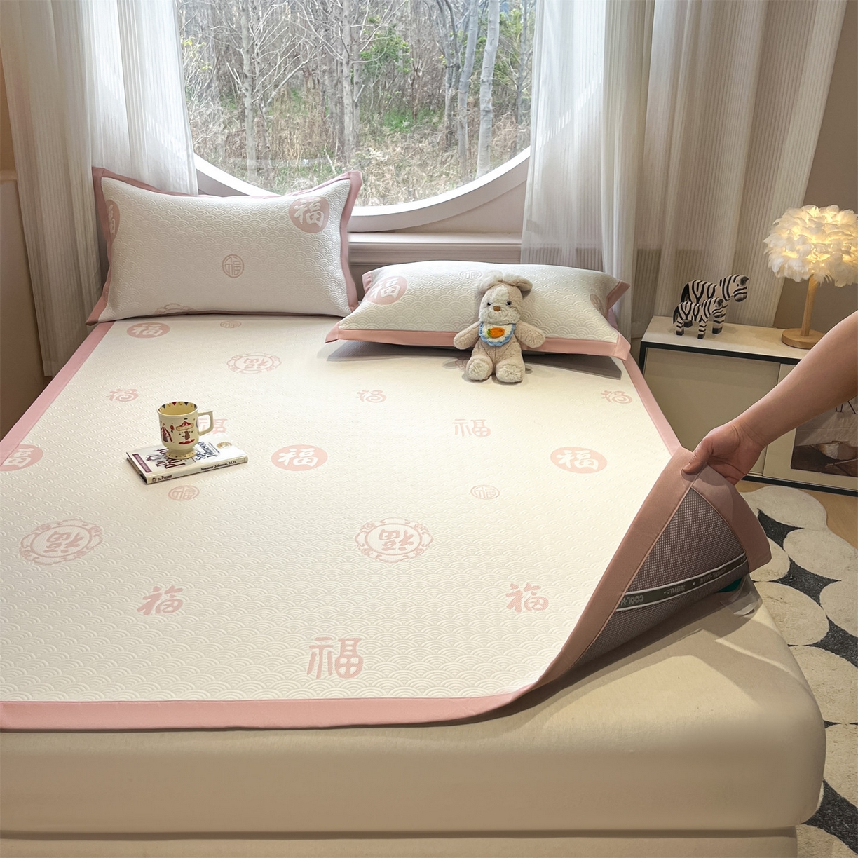 91家纺网 家纺一手货源 找家纺 天之澜家纺 2026新款PE凉豆豆凉席小红书热卖款A类冰豆豆凉席三件套可水洗豆豆凉席-床席款 福多多