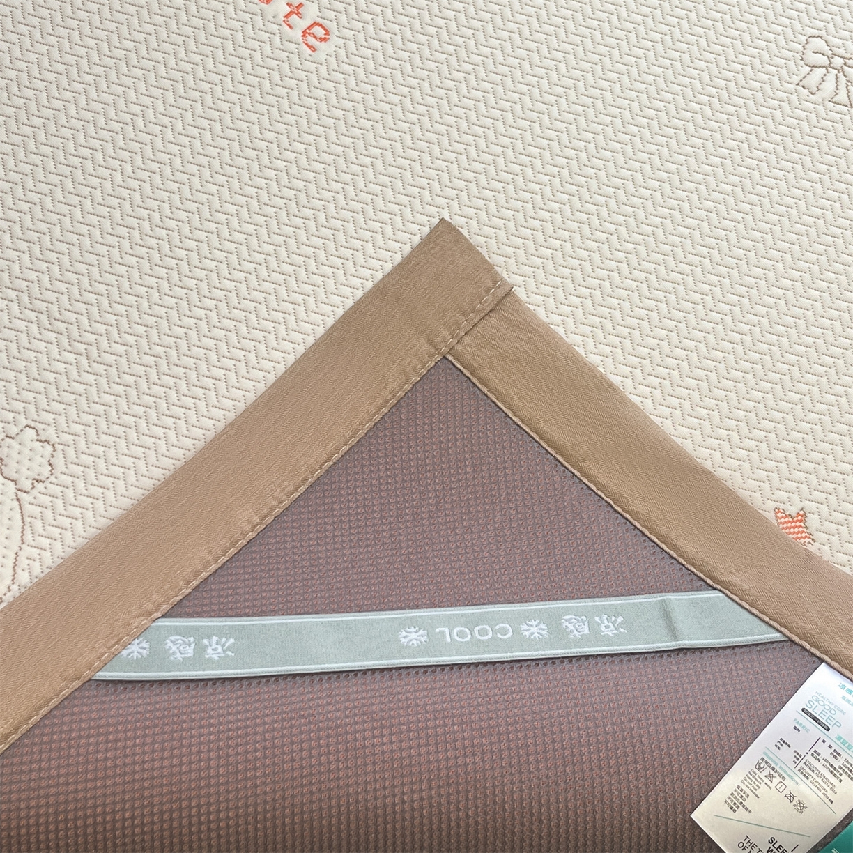 91家纺网 家纺一手货源 找家纺 天之澜家纺 2026新款PE凉豆豆凉席小红书热卖款A类冰豆豆凉席三件套可水洗豆豆凉席-床席款 星星人