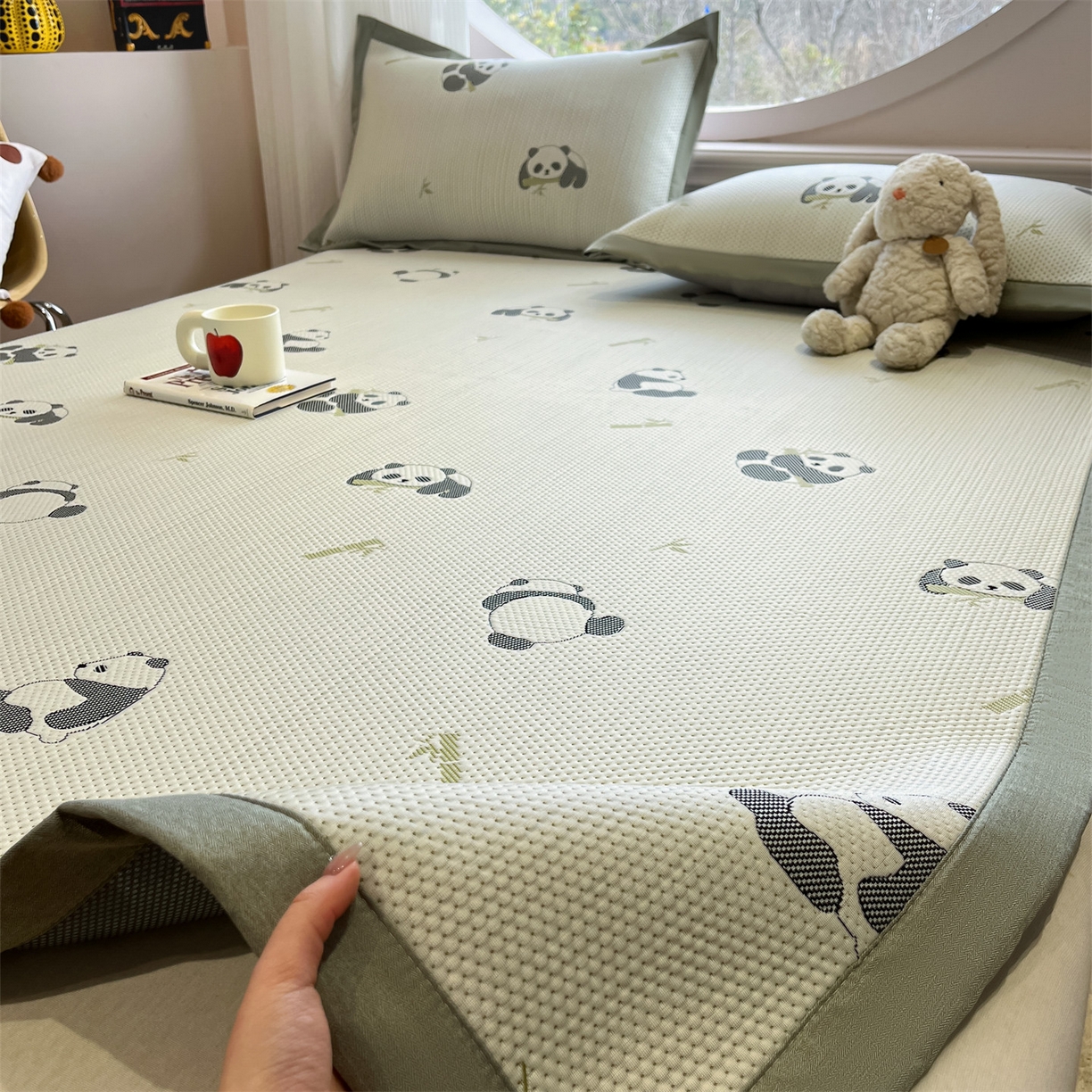 91家纺网 家纺一手货源 找家纺 天之澜家纺 2026新款PE凉豆豆凉席小红书热卖款A类冰豆豆凉席三件套可水洗豆豆凉席-床席款 国宝