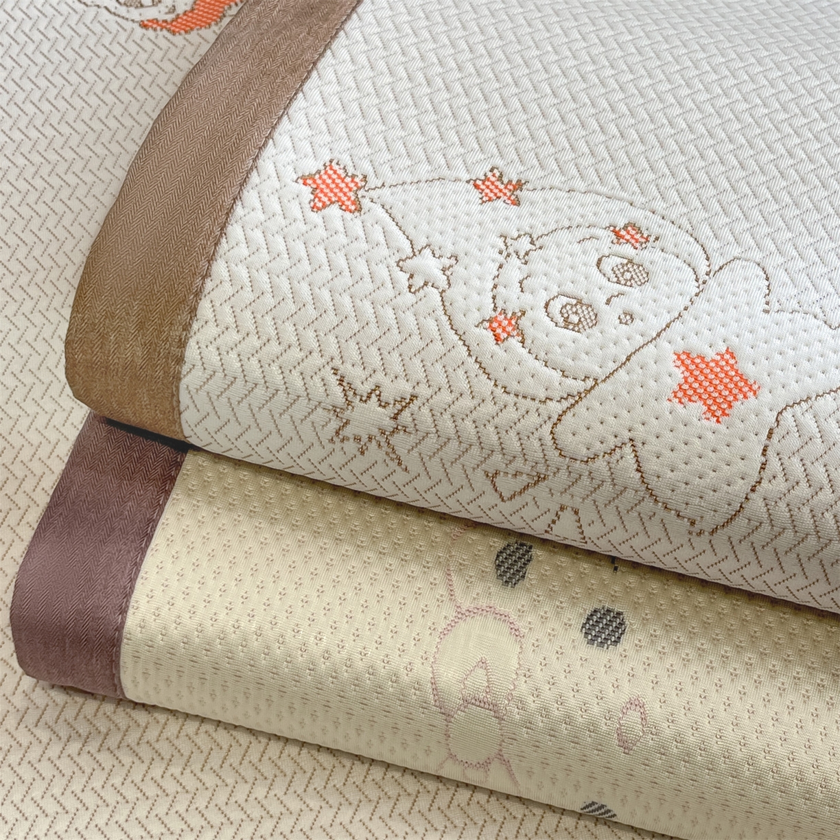 91家纺网 家纺一手货源 找家纺 天之澜家纺 2026新款PE凉豆豆凉席小红书热卖款A类冰豆豆凉席三件套可水洗豆豆凉席-床席款 星星人