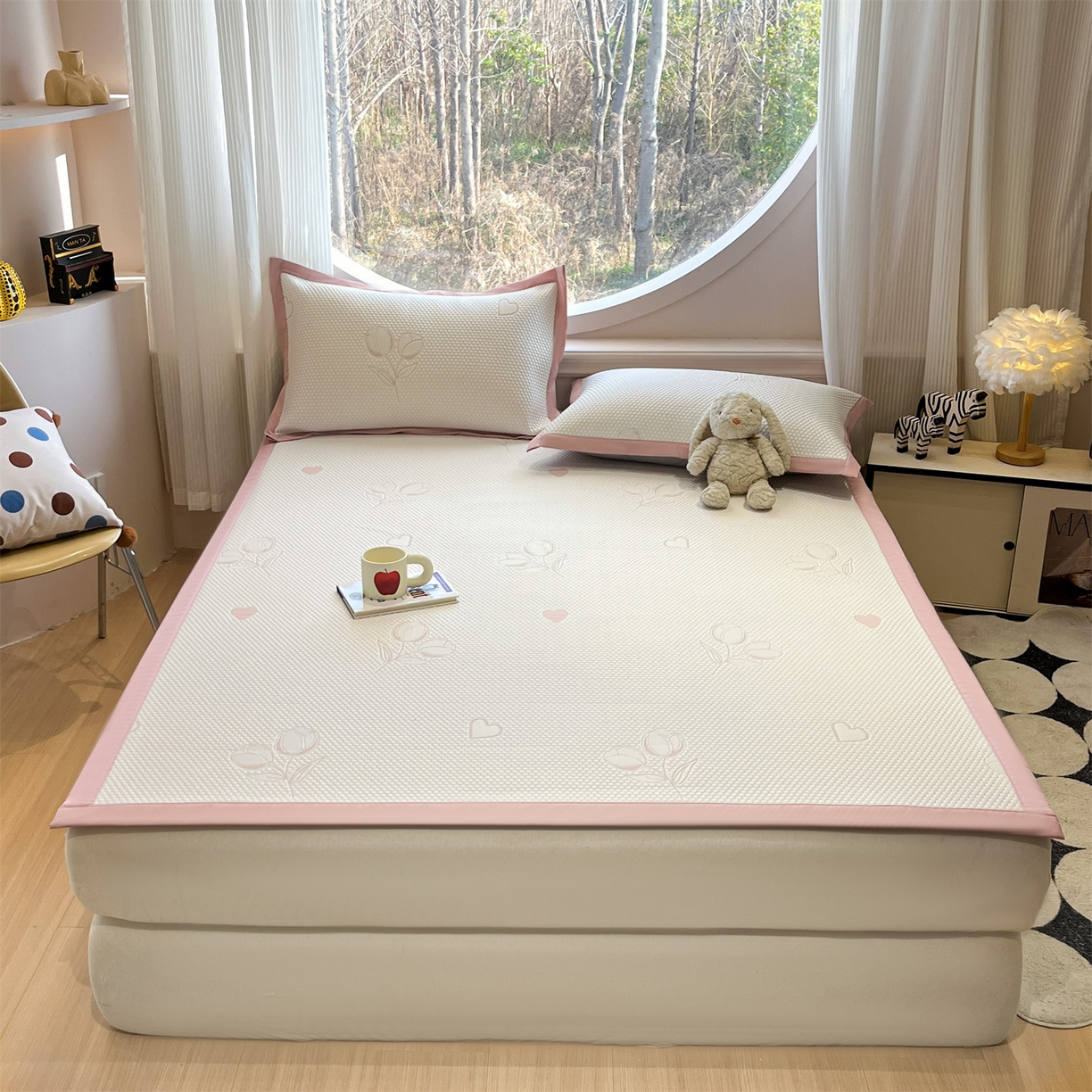 91家纺网 家纺一手货源 找家纺 天之澜家纺 2026新款PE凉豆豆凉席小红书热卖款A类冰豆豆凉席三件套可水洗豆豆凉席-床席款 郁金香之恋