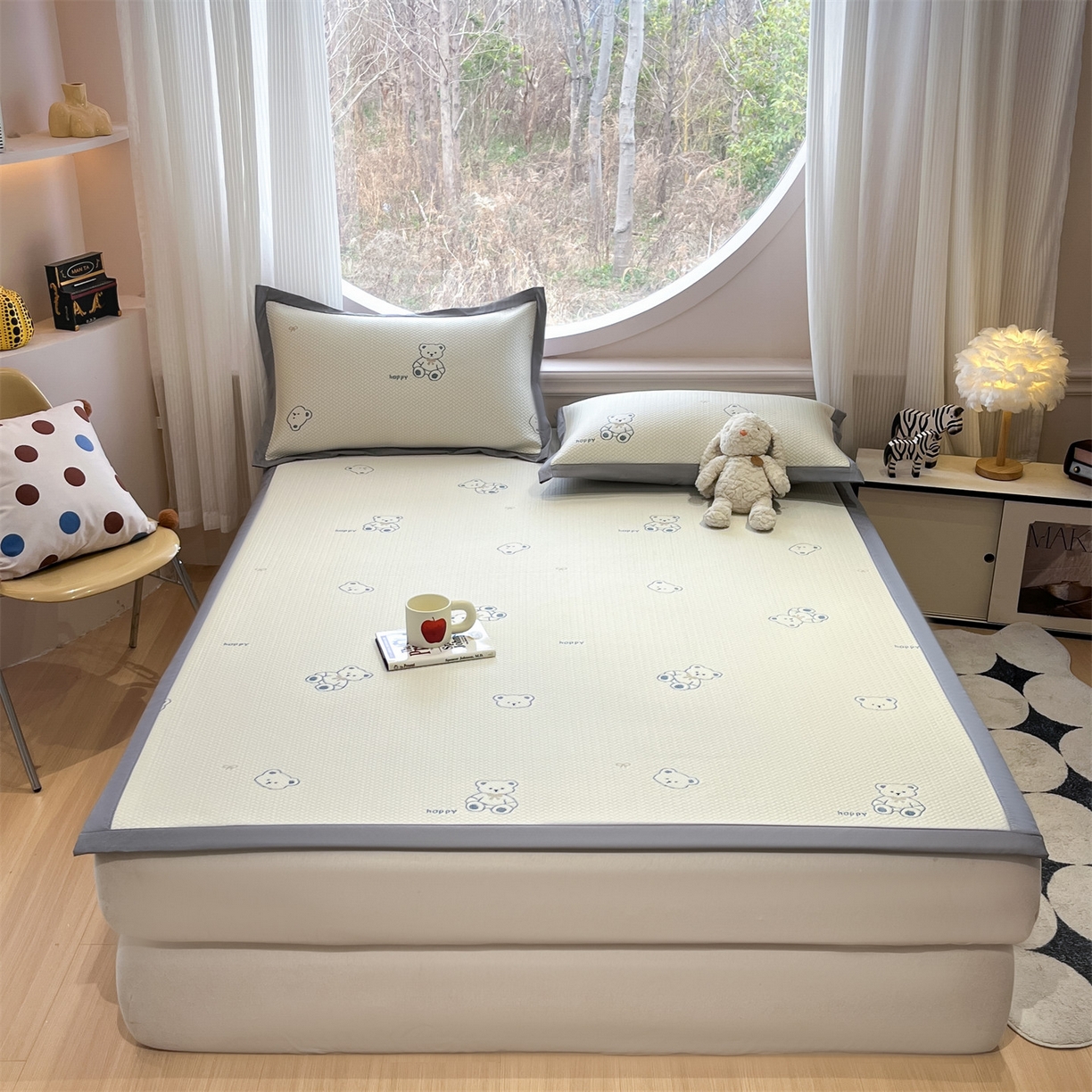 91家纺网 家纺一手货源 找家纺 天之澜家纺 2026新款PE凉豆豆凉席小红书热卖款A类冰豆豆凉席三件套可水洗豆豆凉席-床席款 熊宝宝