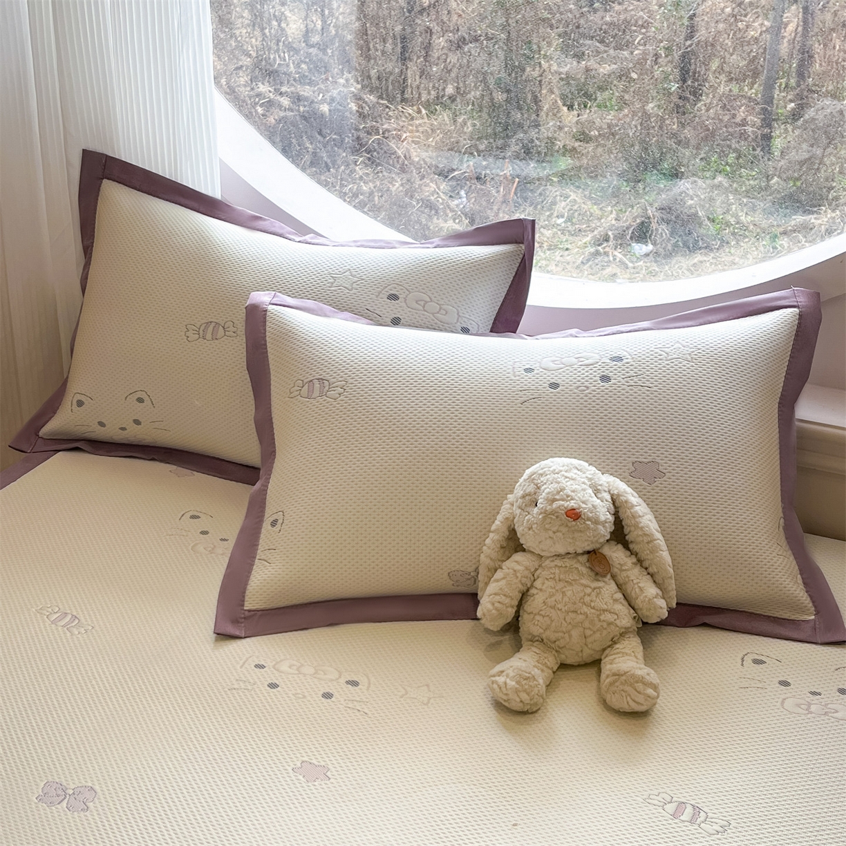 91家纺网 家纺一手货源 找家纺 天之澜家纺 2026新款PE凉豆豆凉席小红书热卖款A类冰豆豆凉席三件套可水洗豆豆凉席-床席款 小喵喵