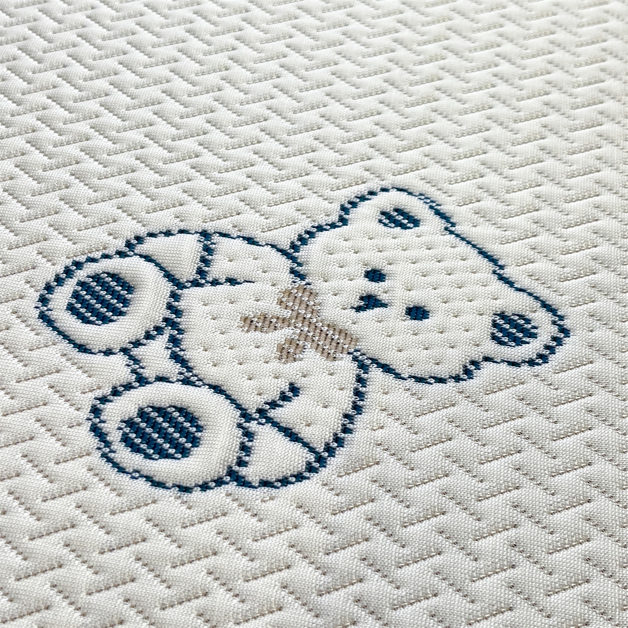 91家纺网 家纺一手货源 找家纺 天之澜家纺 2026新款PE凉豆豆凉席小红书热卖款A类冰豆豆凉席三件套可水洗豆豆凉席-床席款 熊宝宝