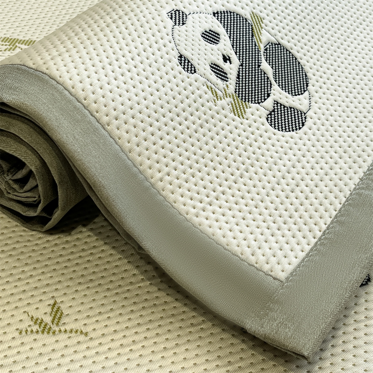 91家纺网 家纺一手货源 找家纺 （总）天之澜家纺 2026新款PE凉豆豆凉席小红书热卖款A类冰豆豆凉席三件套可水洗豆豆凉席-床席款