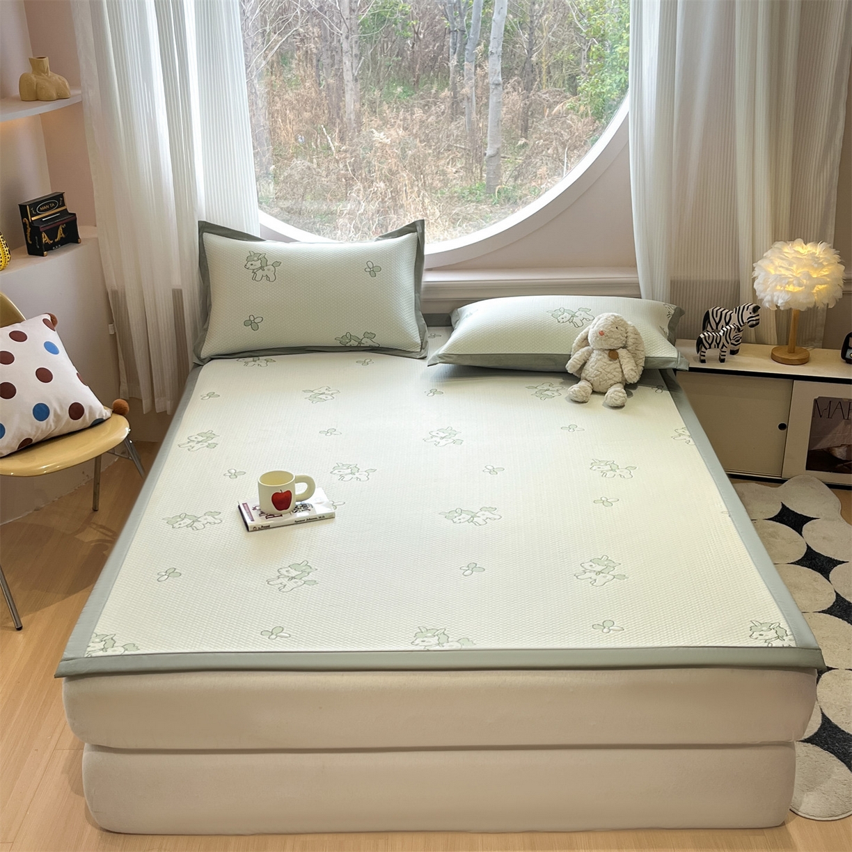 91家纺网 家纺一手货源 找家纺 天之澜家纺 2026新款PE凉豆豆凉席小红书热卖款A类冰豆豆凉席三件套可水洗豆豆凉席-床席款 幸运小马