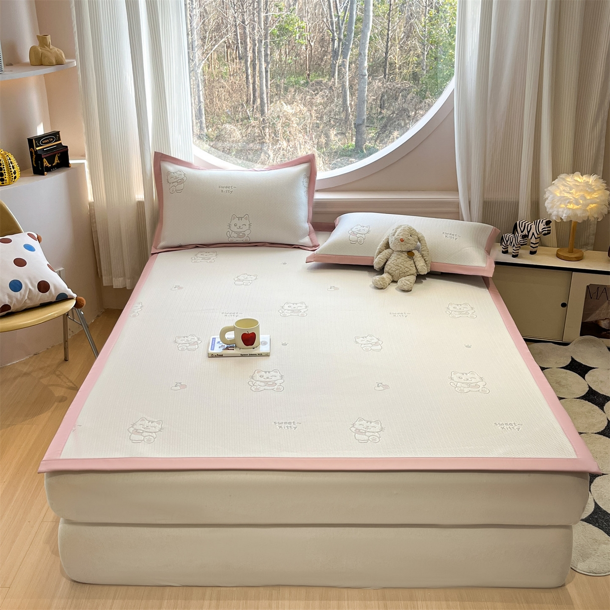 91家纺网 家纺一手货源 找家纺 天之澜家纺 2026新款PE凉豆豆凉席小红书热卖款A类冰豆豆凉席三件套可水洗豆豆凉席-床席款 招财猫