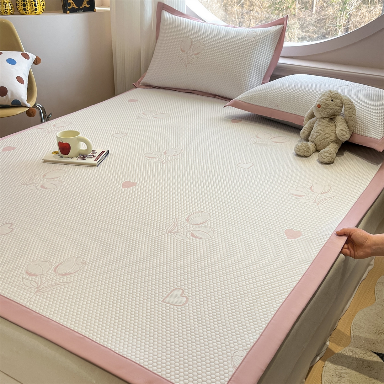 91家纺网 家纺一手货源 找家纺 天之澜家纺 2026新款PE凉豆豆凉席小红书热卖款A类冰豆豆凉席三件套可水洗豆豆凉席-床席款 郁金香之恋