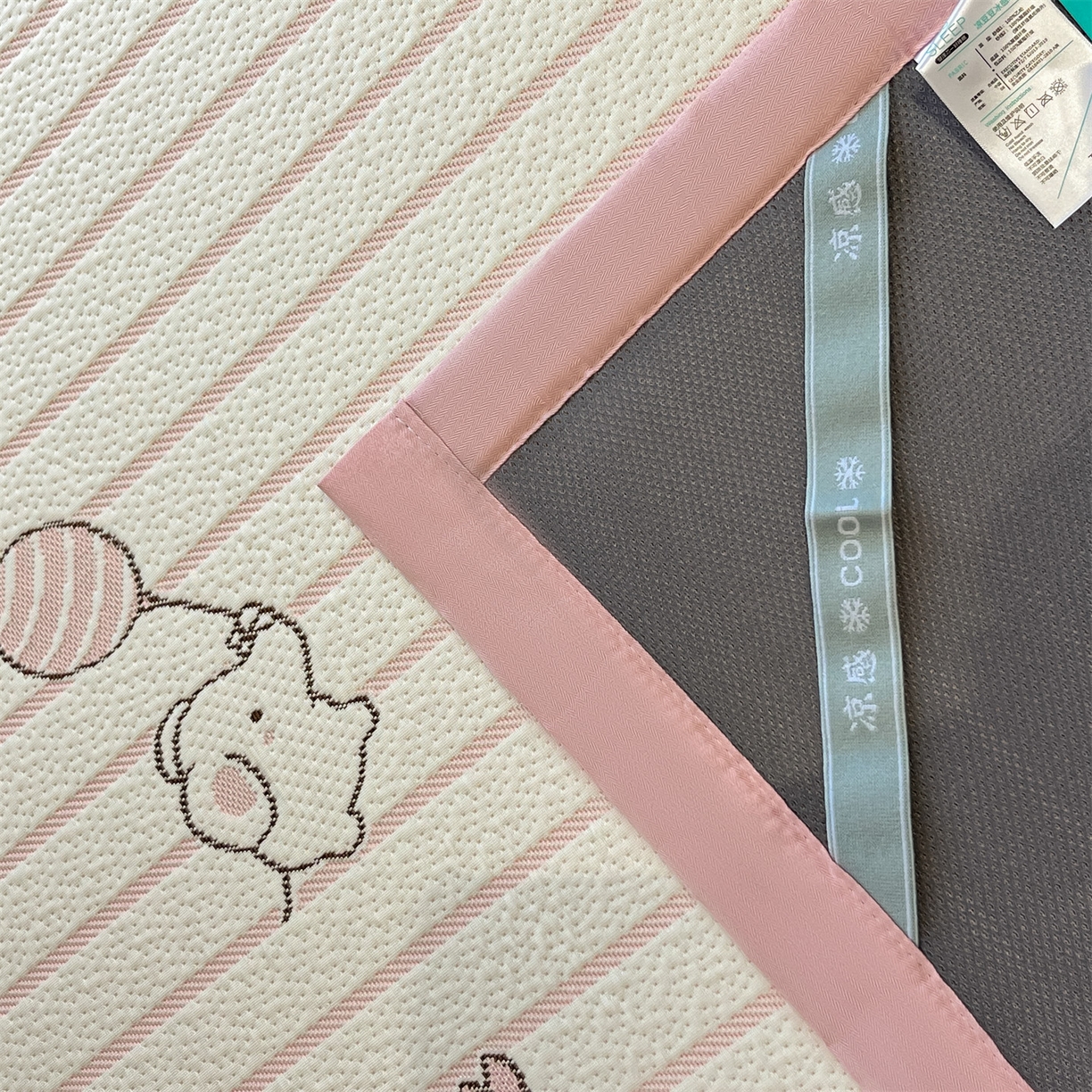 91家纺网 家纺一手货源 找家纺 天之澜家纺 2026新款PE凉豆豆凉席小红书热卖款A类冰豆豆凉席三件套可水洗豆豆凉席-床席款 象小萌