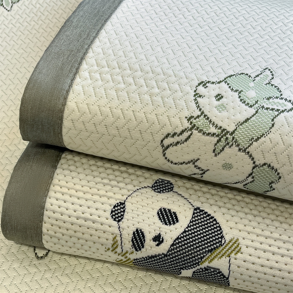 91家纺网 家纺一手货源 找家纺 天之澜家纺 2026新款PE凉豆豆凉席小红书热卖款A类冰豆豆凉席三件套可水洗豆豆凉席-床席款 幸运小马