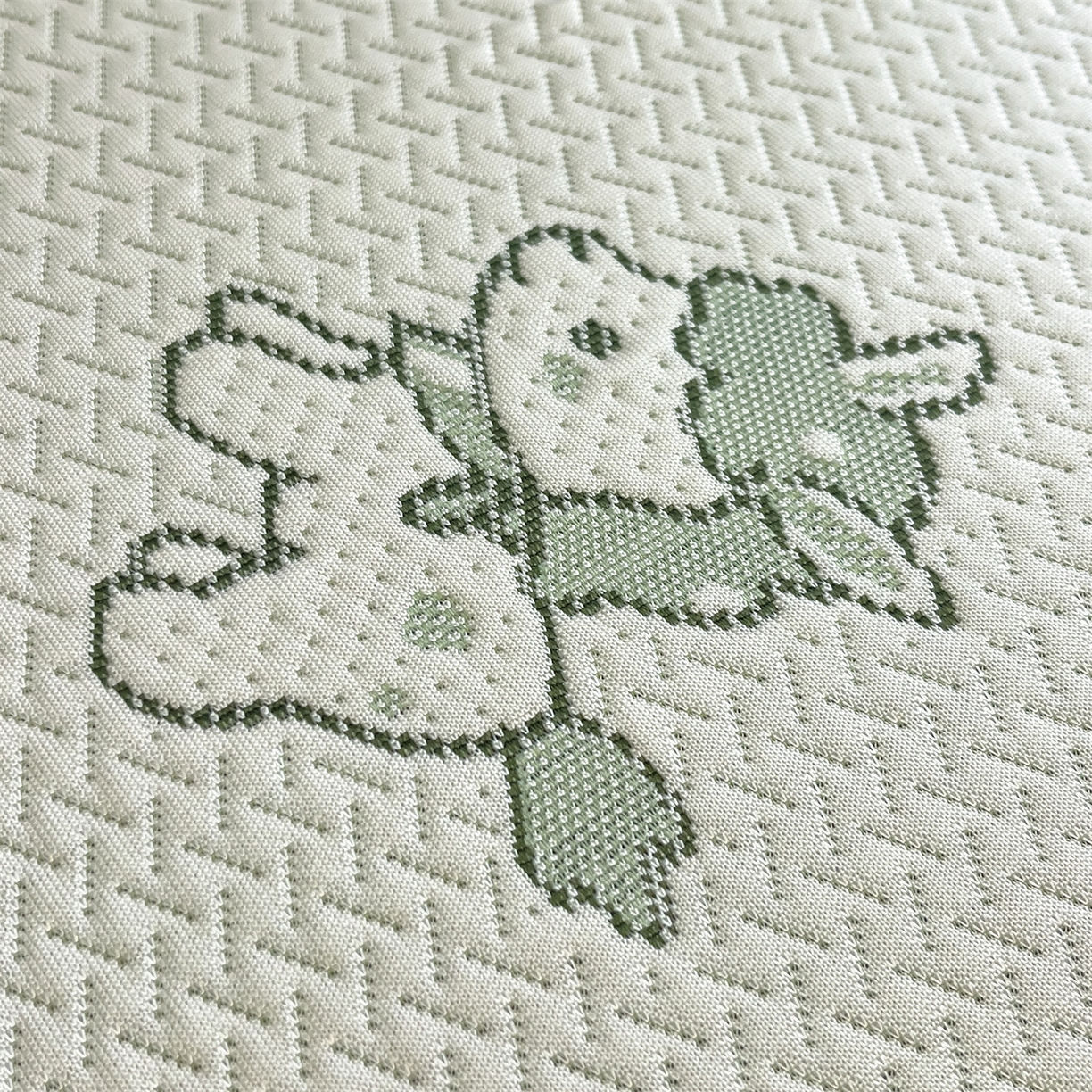 91家纺网 家纺一手货源 找家纺 天之澜家纺 2026新款PE凉豆豆凉席小红书热卖款A类冰豆豆凉席三件套可水洗豆豆凉席-床席款 幸运小马