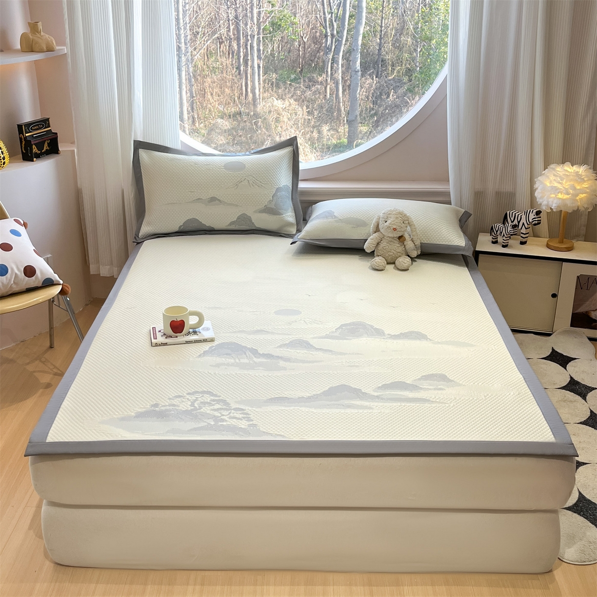 91家纺网 家纺一手货源 找家纺 天之澜家纺 2026新款PE凉豆豆凉席小红书热卖款A类冰豆豆凉席三件套可水洗豆豆凉席-床席款 平步青云