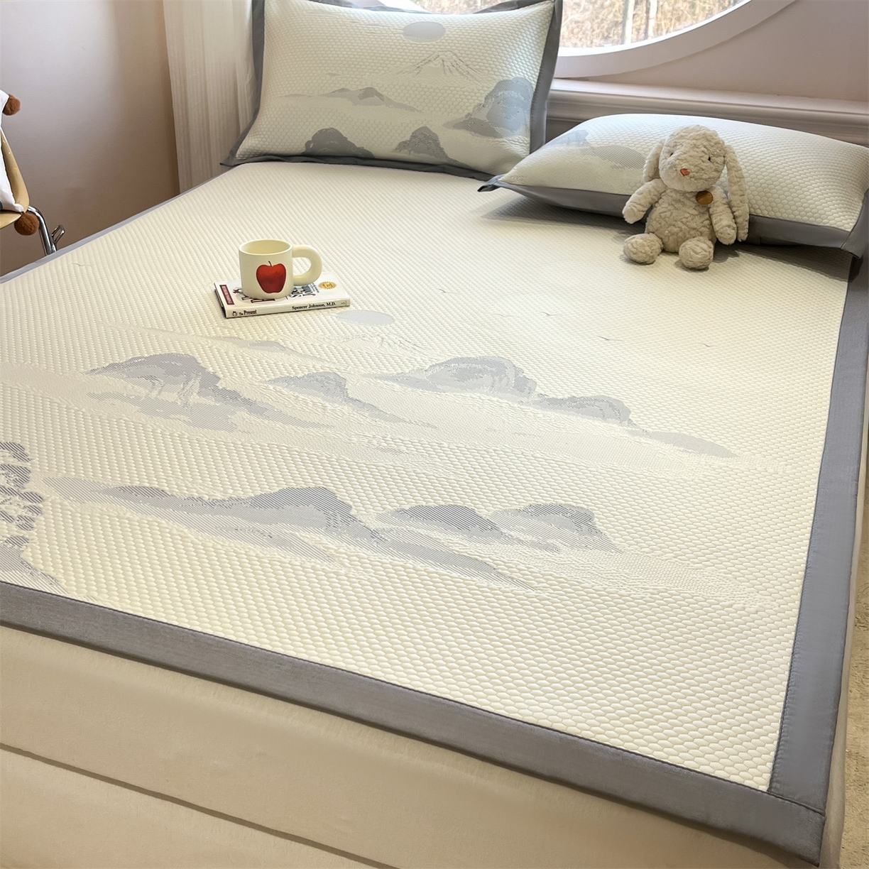 91家纺网 家纺一手货源 找家纺 天之澜家纺 2026新款PE凉豆豆凉席小红书热卖款A类冰豆豆凉席三件套可水洗豆豆凉席-床席款 平步青云