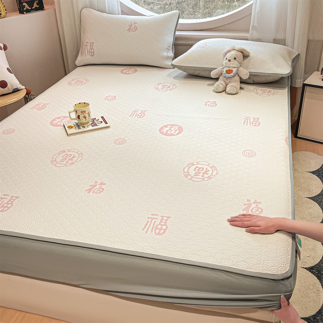 91家纺网 家纺一手货源 找家纺 天之澜家纺 2026新款PE凉豆豆凉席小红书热卖款A类冰豆豆凉席三件套可水洗豆豆凉席-床笠款 福多多