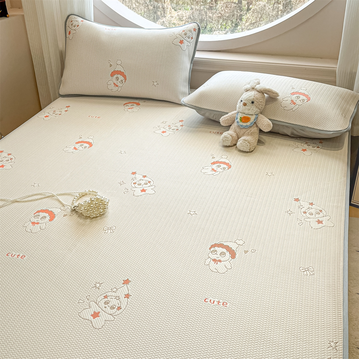 91家纺网 家纺一手货源 找家纺 天之澜家纺 2026新款PE凉豆豆凉席小红书热卖款A类冰豆豆凉席三件套可水洗豆豆凉席-床笠款 星星人