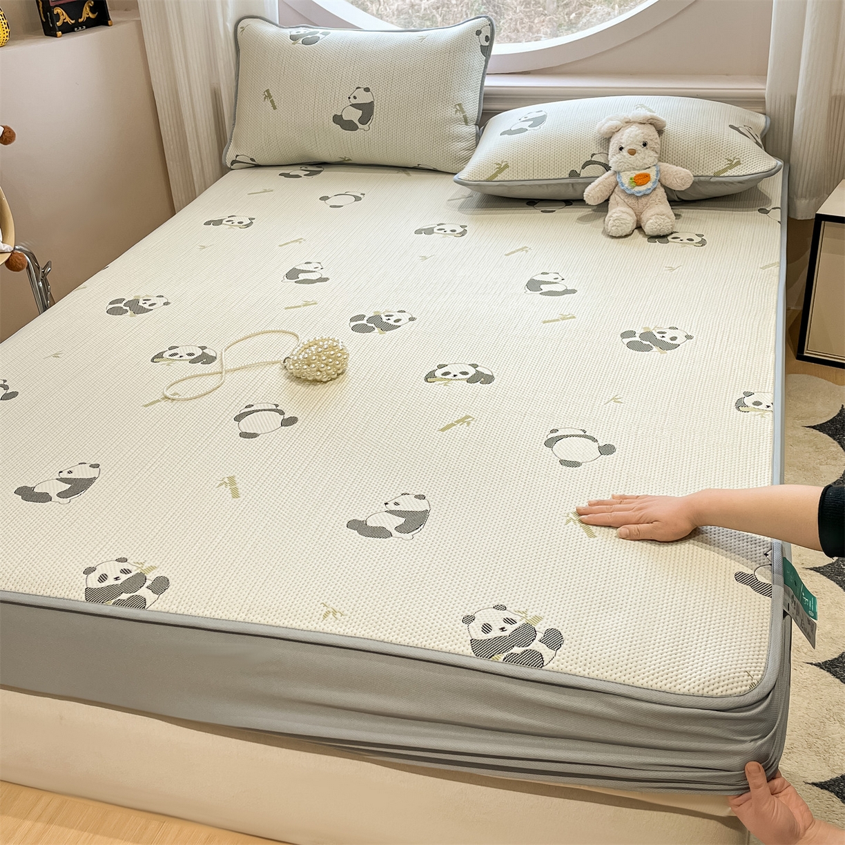 91家纺网 家纺一手货源 找家纺 天之澜家纺 2026新款PE凉豆豆凉席小红书热卖款A类冰豆豆凉席三件套可水洗豆豆凉席-床笠款 国宝