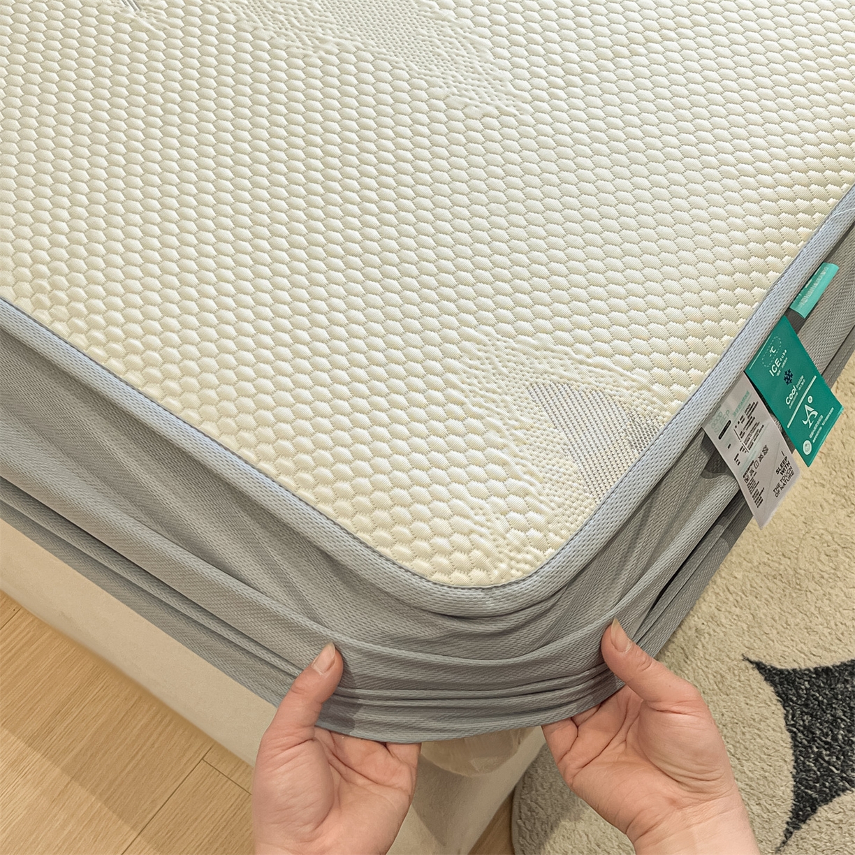 91家纺网 家纺一手货源 找家纺 天之澜家纺 2026新款PE凉豆豆凉席小红书热卖款A类冰豆豆凉席三件套可水洗豆豆凉席-床笠款 平步青云