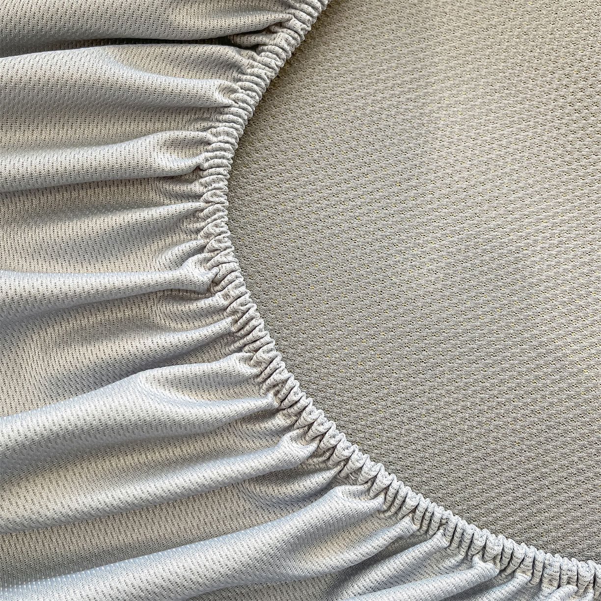 91家纺网 家纺一手货源 找家纺 天之澜家纺 2026新款PE凉豆豆凉席小红书热卖款A类冰豆豆凉席三件套可水洗豆豆凉席-床笠款 象小萌