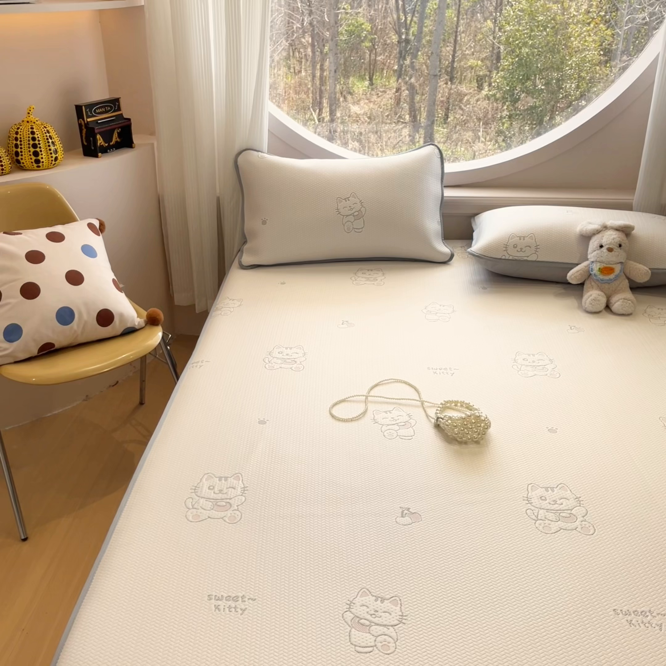 91家纺网 家纺一手货源 找家纺 天之澜家纺 2026新款PE凉豆豆凉席小红书热卖款A类冰豆豆凉席三件套可水洗豆豆凉席-床笠款 招财猫