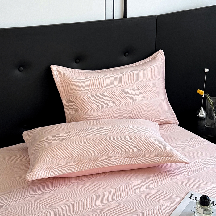 91家纺网 家纺一手货源 找家纺 金绣美居 2026新款高分子PE复合压褶床裙凉席-冰川 冰川-粉色