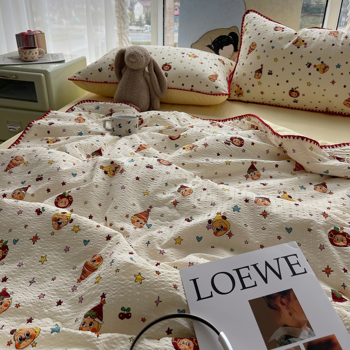 91家纺网 家纺一手货源 找家纺 贝扬思家纺 2026新款泡芙纱贝壳边夏被套件-欧包系列（今天也只做被快乐包裹的小朋友） 欧包-旧街星星