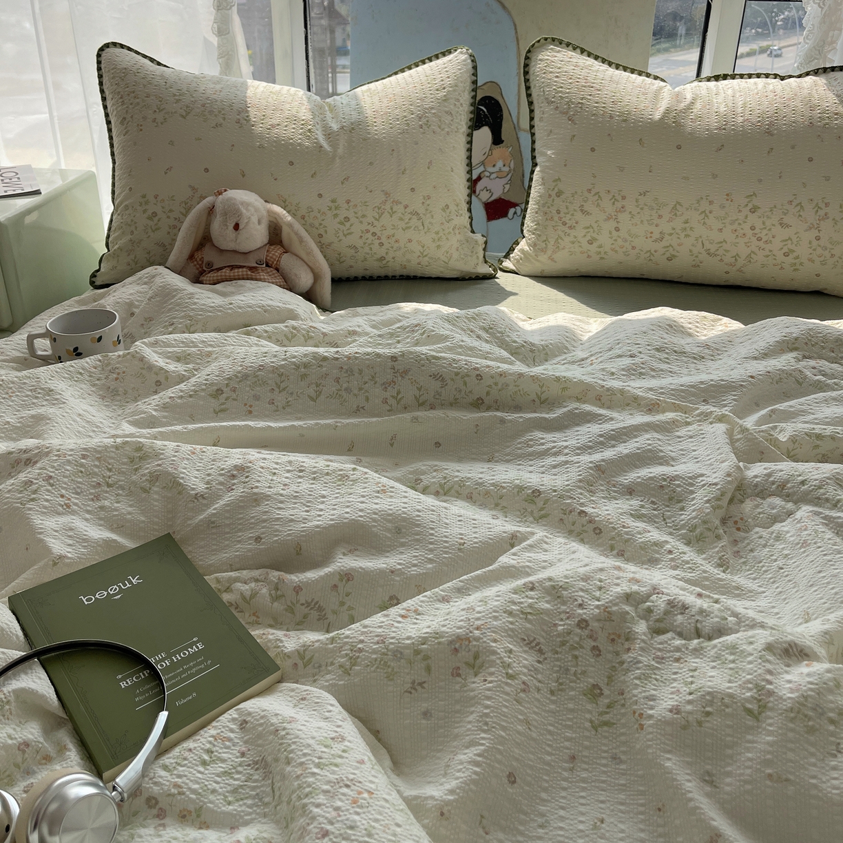 91家纺网 家纺一手货源 找家纺 贝扬思家纺 2026新款泡芙纱贝壳边夏被套件-欧包系列（今天也只做被快乐包裹的小朋友） 欧包-浅夏花信