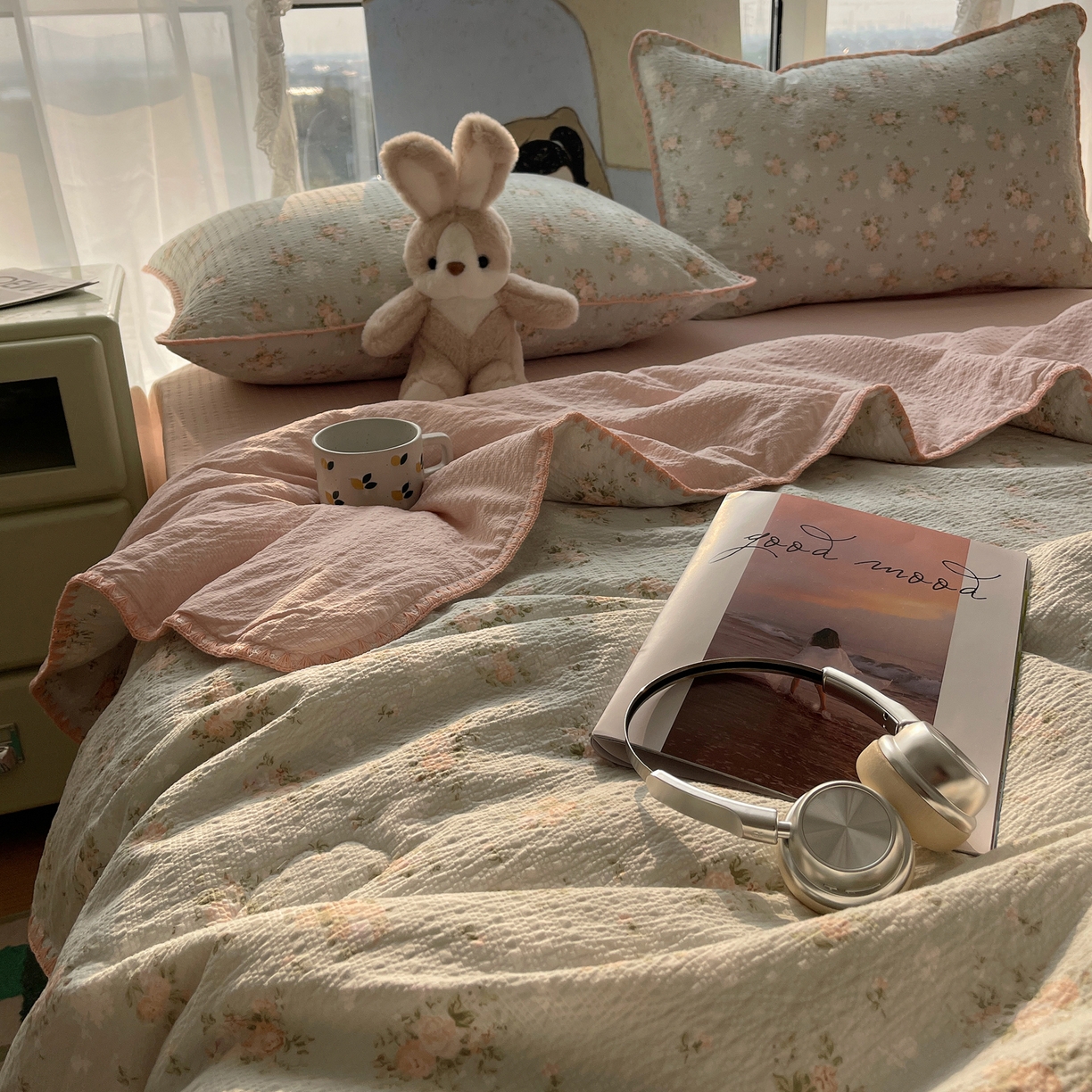 91家纺网 家纺一手货源 找家纺 贝扬思家纺 2026新款泡芙纱贝壳边夏被套件-欧包系列（今天也只做被快乐包裹的小朋友） 欧包-柔诗意