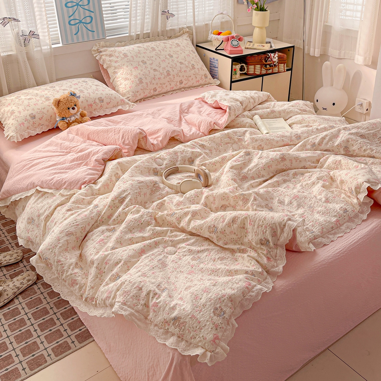 91家纺网 家纺一手货源 找家纺 优承佳生活馆 2026新款超柔高克重泡芙纱蝴蝶结全棉花边夏被套件单夏被 花清梦