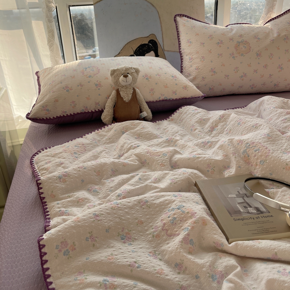 91家纺网 家纺一手货源 找家纺 贝扬思家纺 2026新款泡芙纱贝壳边夏被套件-欧包系列（今天也只做被快乐包裹的小朋友） 欧包-碎花藏甜