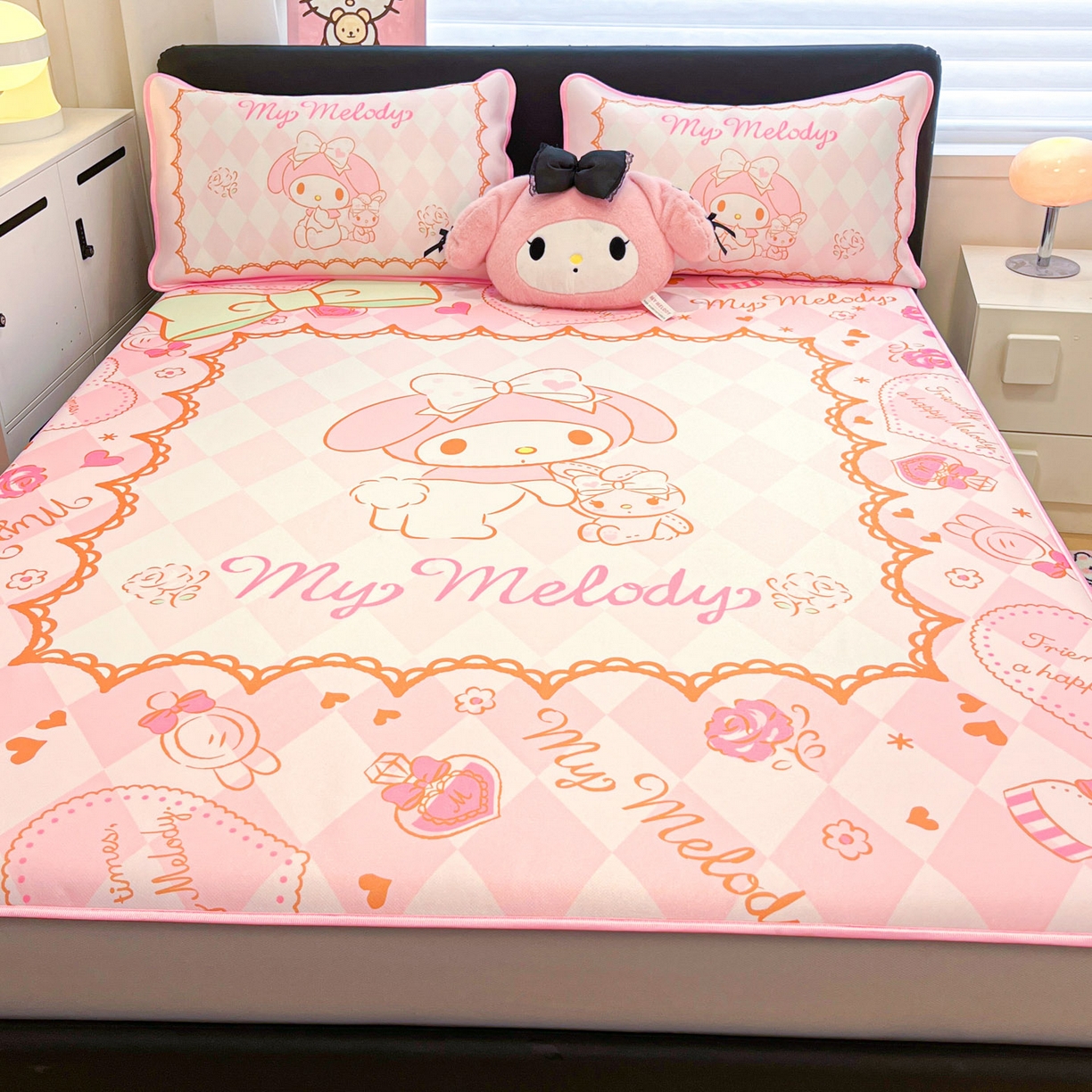 91家纺网 家纺一手货源 找家纺 暮思家居 2026新款正版授权A类大版数码印花三丽鸥1200D冰丝凉席可组合仿锦氨夏被 床笠款-公主美乐蒂