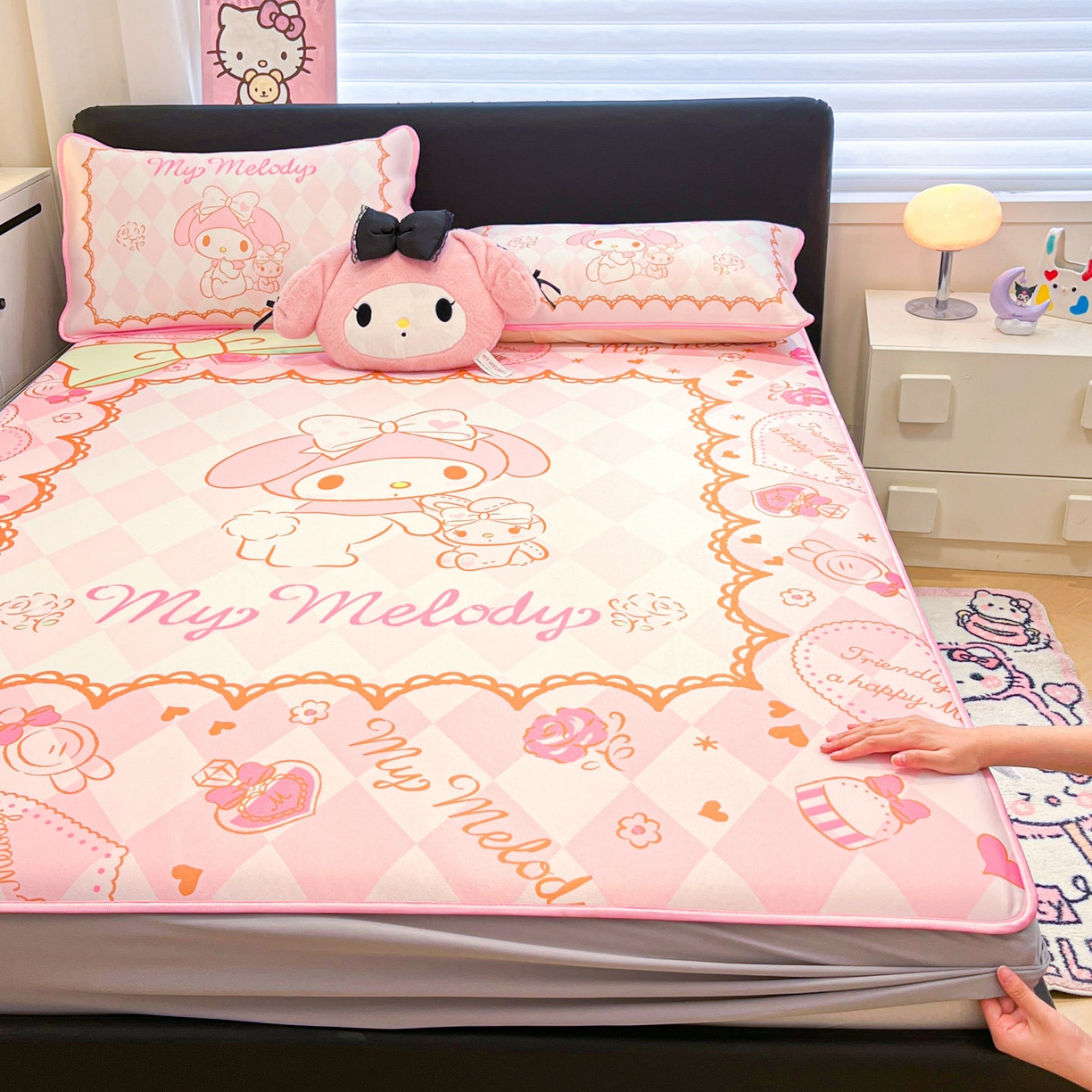 91家纺网 家纺一手货源 找家纺 暮思家居 2026新款正版授权A类大版数码印花三丽鸥1200D冰丝凉席可组合仿锦氨夏被 床笠款-公主美乐蒂