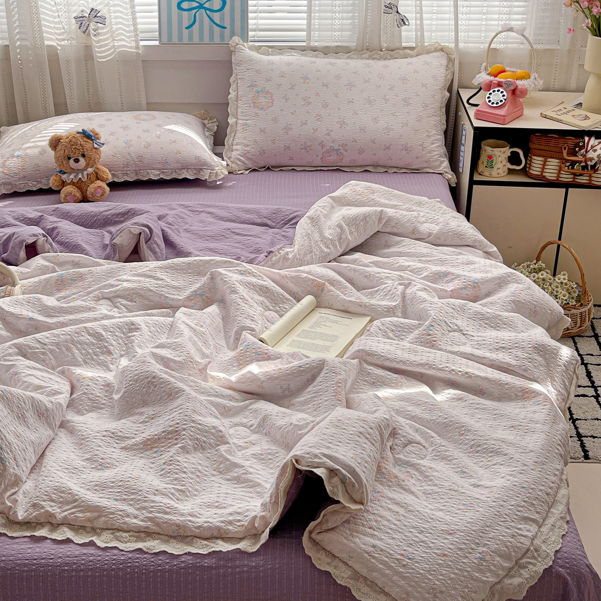 91家纺网 家纺一手货源 找家纺 优承佳生活馆 2026新款超柔高克重泡芙纱蝴蝶结全棉花边夏被套件单夏被 简夏