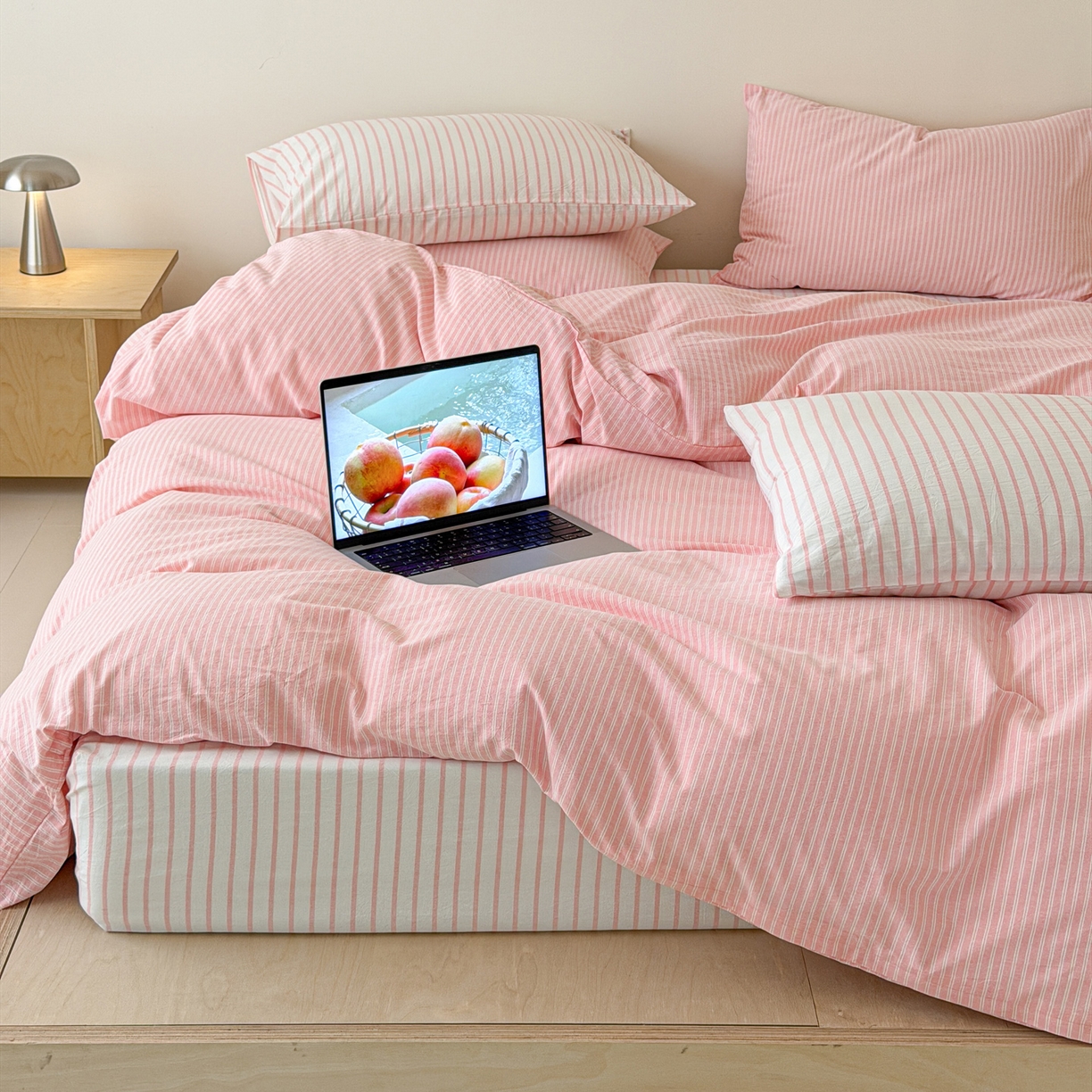 91家纺网 家纺一手货源 找家纺 （总）玖弘家居 2026新款亲肤水洗棉四件套-糖果条(枕套默认混搭)