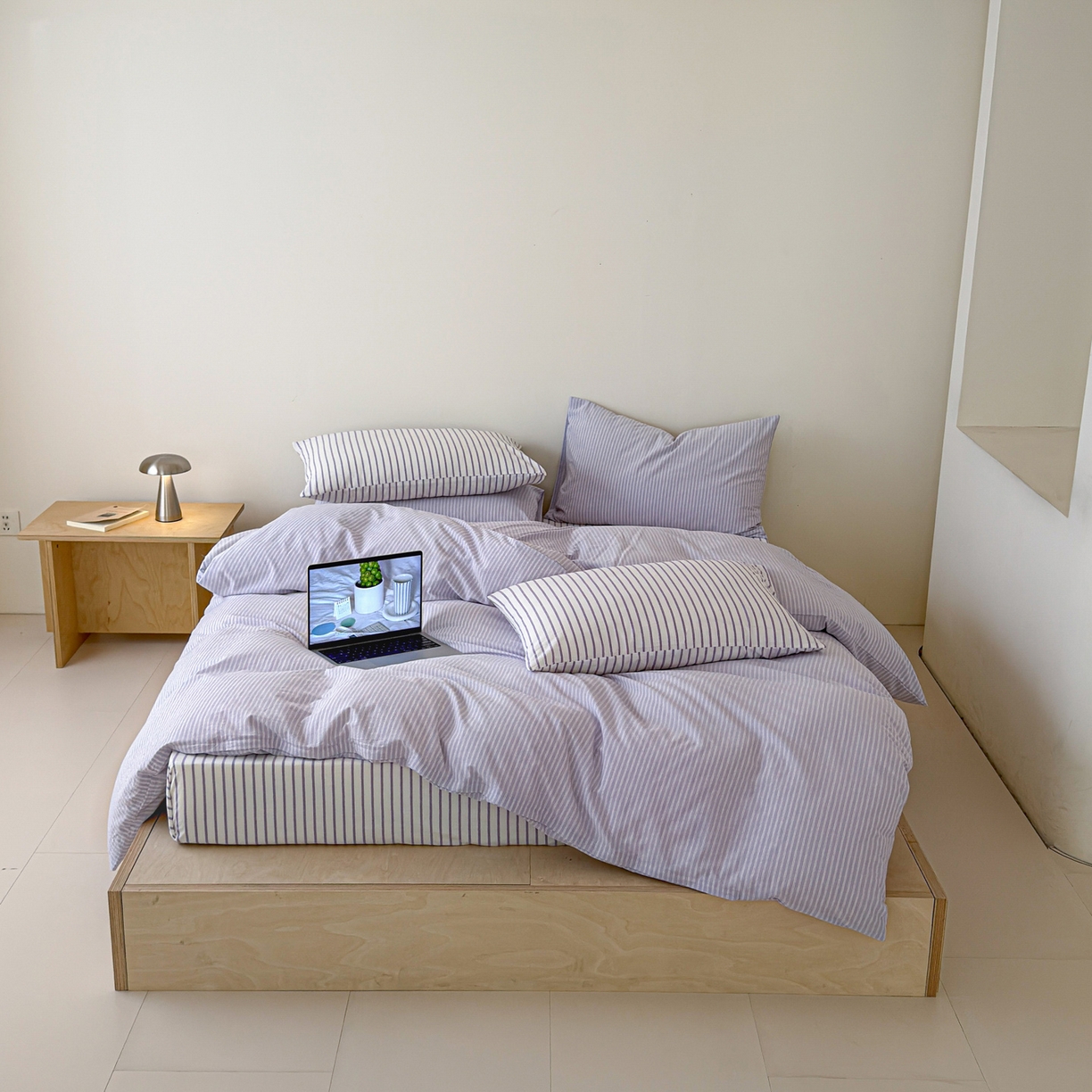 91家纺网 家纺一手货源 找家纺 玖弘家居 2026新款亲肤水洗棉四件套-糖果条(枕套默认混搭) 柔光紫条混搭